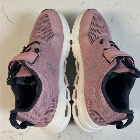 On Running Cloud Play Kids Athletic Shoes Size 13 Zephyr / White Girls Trainers - Picture 7 of 17